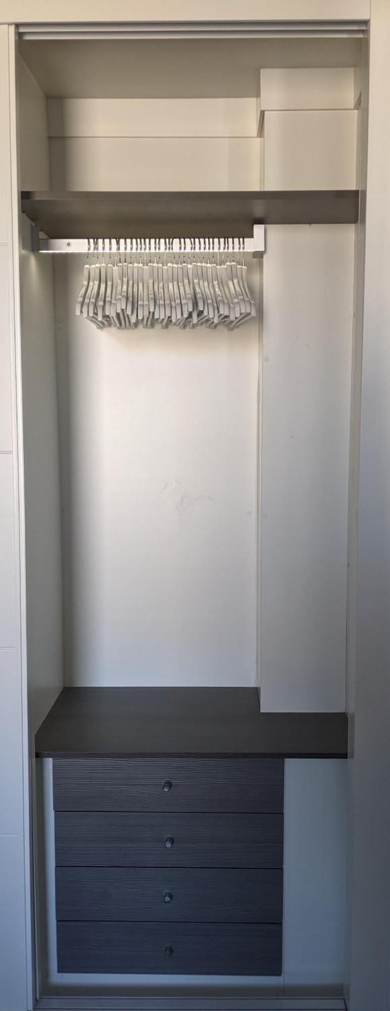 Apartment One Bedroom, Bed, Sofa Bed, Home-office, Modern, Quiet, Fully Equipped, Powerful Ac, 300 Mbps Fibre, Washer And Dryer