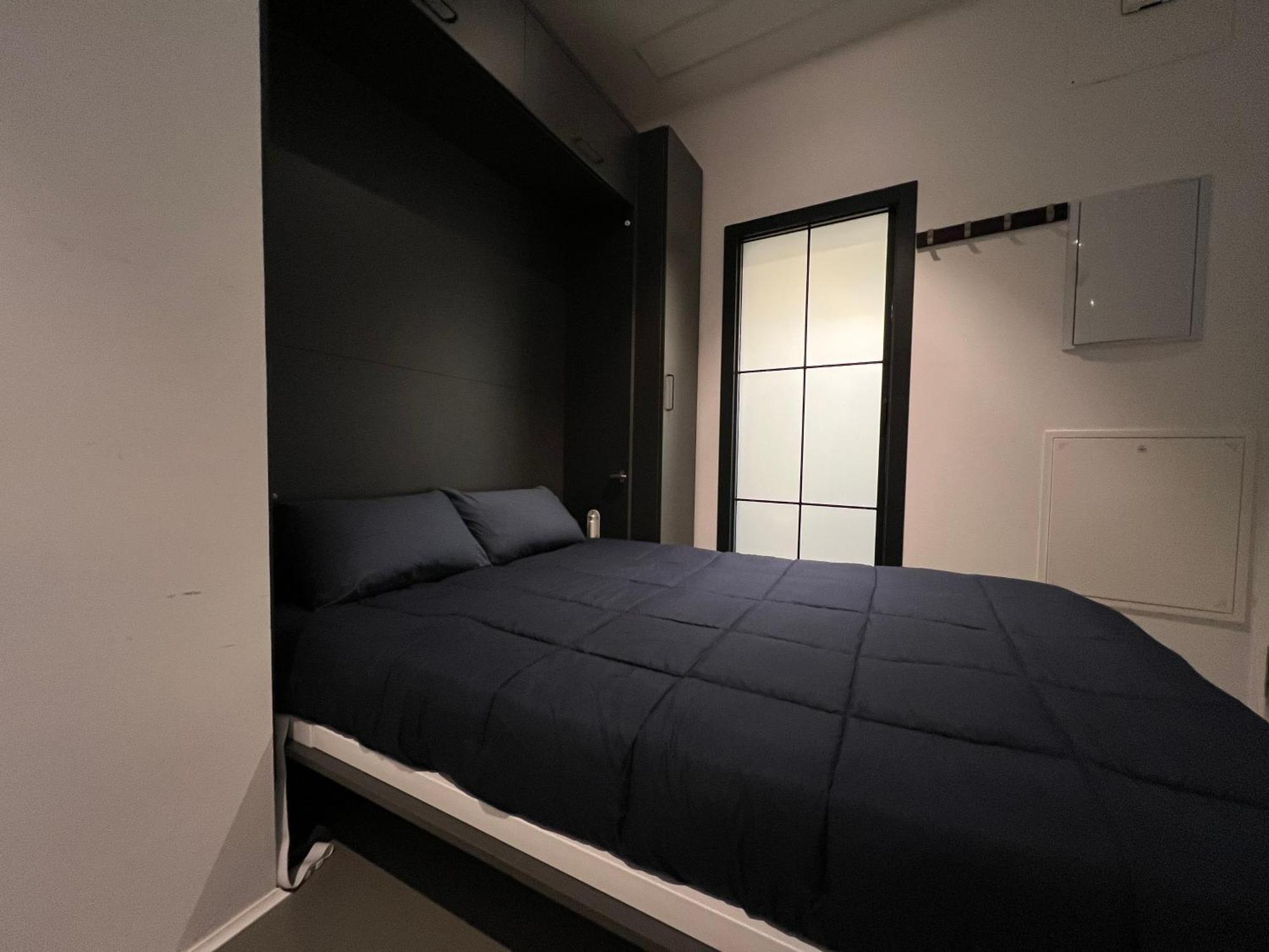 Appartamento One Bedroom, Bed, Sofa Bed, Home-office, Modern, Quiet, Fully Equipped, Powerful Ac, 300 Mbps Fibre, Washer And Dryer *